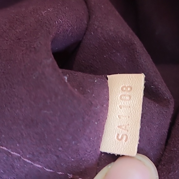 Louis Vuitton Melia 2 Way Bag - Picture 13 of 14